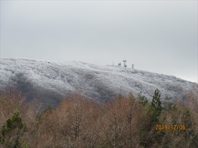 大滝根山　初雪